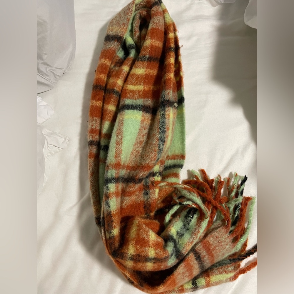 Plaid Woven Fringe Scarf